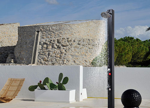 آیا می توانید با خیال راحت از دوش خورشیدی 30 لیتری در هوای بسیار سرد استفاده کنید